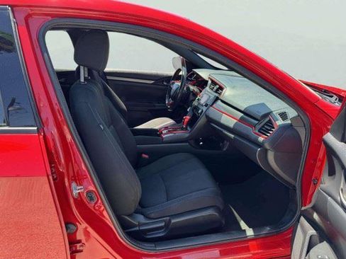 Used 2017 Honda Civic Sport image 52