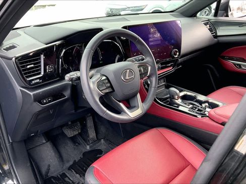 Used 2023 Lexus NX 350h AWD image 18