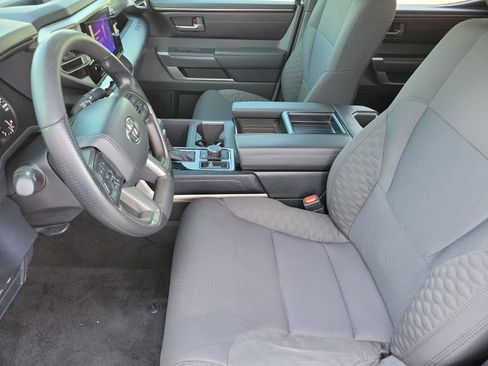 Used 2025 Toyota Tundra SR5 AWD/4WD image 9