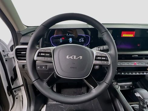 New 2025 Kia Telluride S image 11