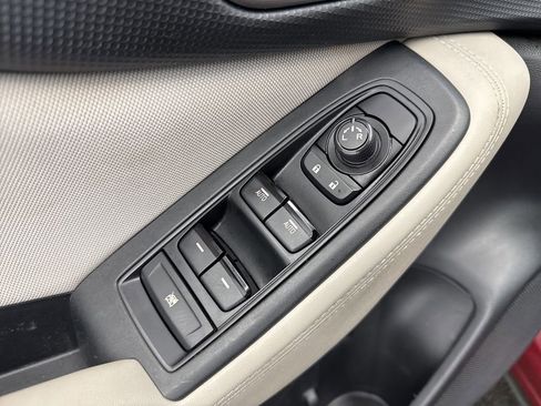 Used 2022 Subaru Forester Premium AWD/4WD image 39