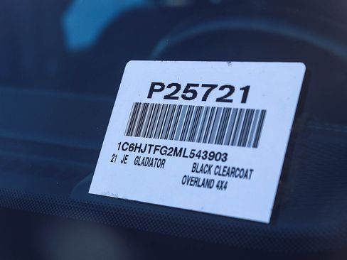 Used 2021 Jeep Gladiator Overland w/ Popular Equipment Package image 28