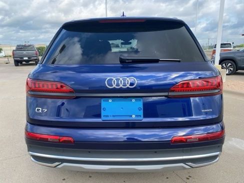 Used 2022 Audi Q7 2.0T Premium w/ Convenience Package AWD/4WD image 6