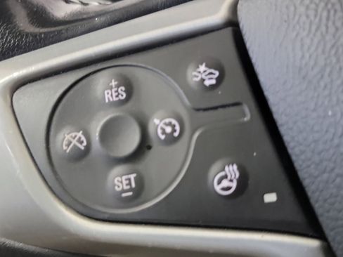 Used 2022 GMC Terrain SLT FWD image 33