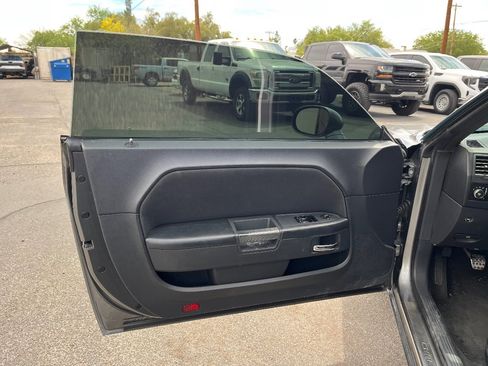 Used 2012 Dodge Challenger R/T image 13