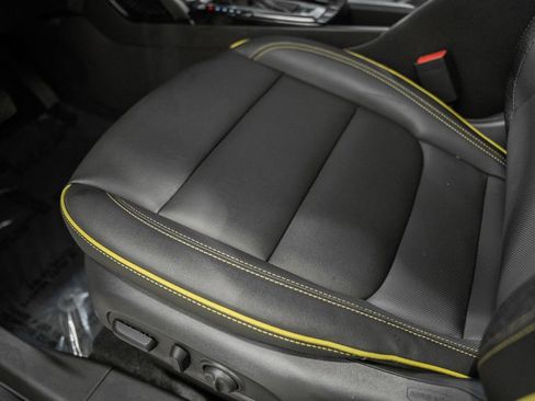 Used 2025 Chevrolet TrailBlazer ACTIV FWD image 36
