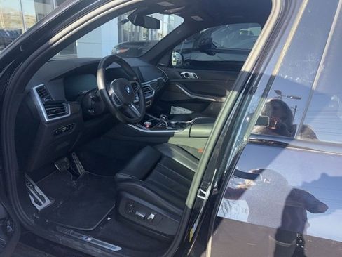 Used 2020 BMW X5 sDrive40i w/ M Sport Package image 5