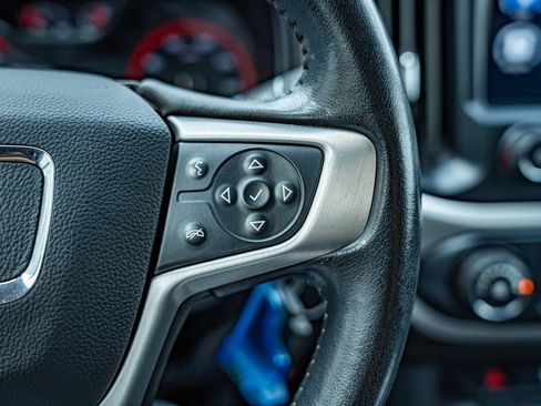Used 2015 GMC Canyon SLE RWD image 21
