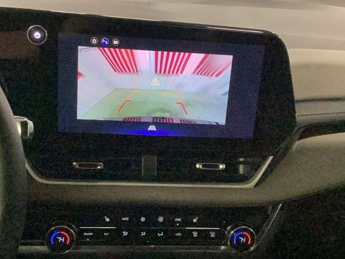 New 2026 Chevrolet Equinox LT w/ Convenience Package II image 13