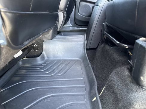 Used 2017 Ford Explorer Platinum AWD/4WD image 16