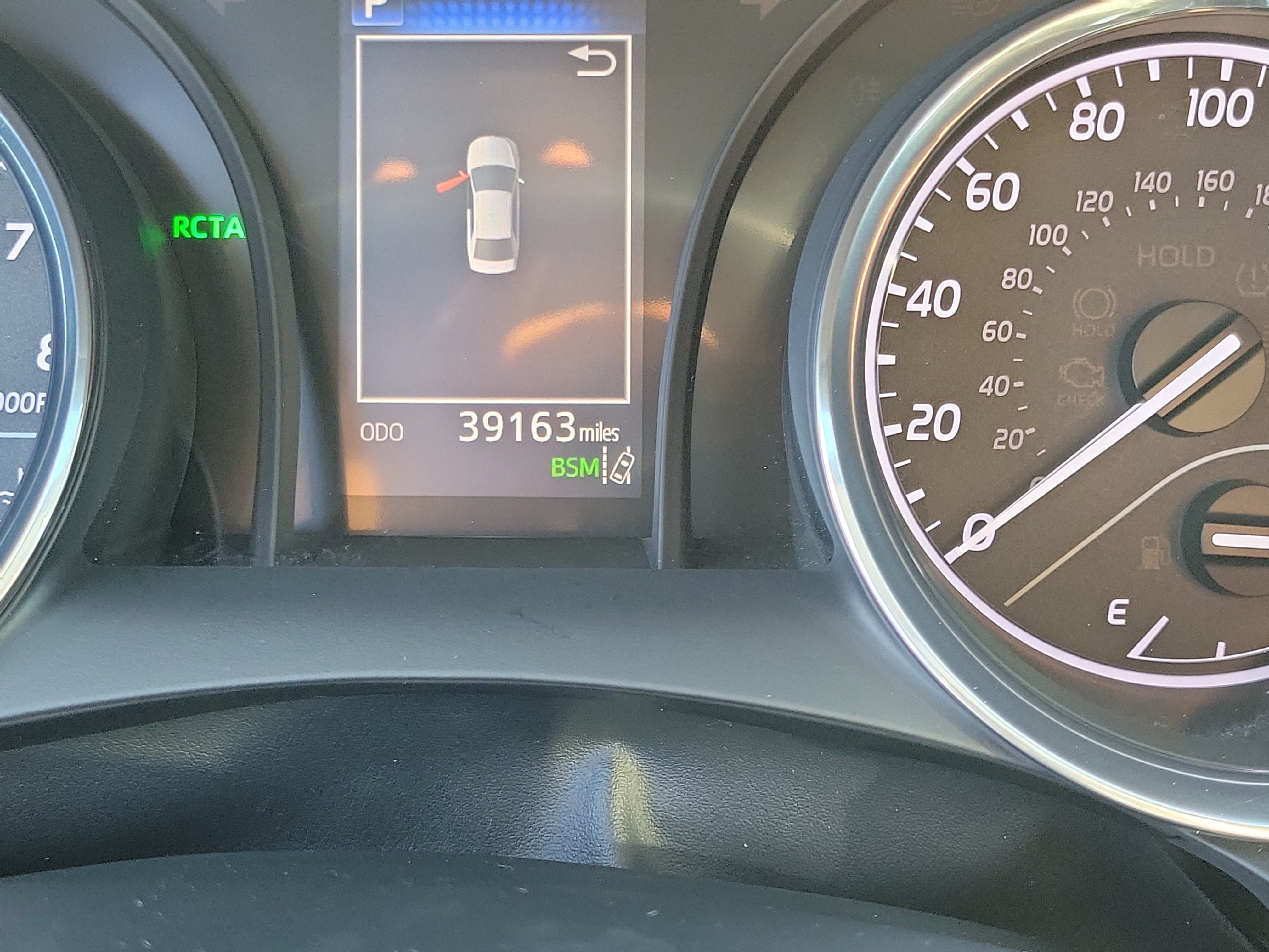 Used 2020 Toyota Camry SE w/ Convenience Package FWD image 25