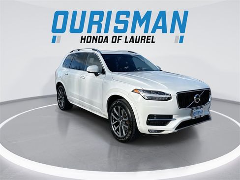 Used 2019 Volvo XC90 T5 Momentum w/ Multimedia Package image 2