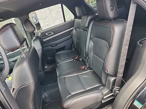 Used 2016 Ford Explorer Sport AWD/4WD image 18