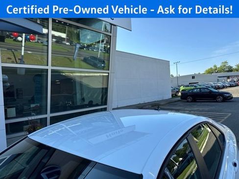 Used 2024 Volkswagen Jetta Sport FWD image 25