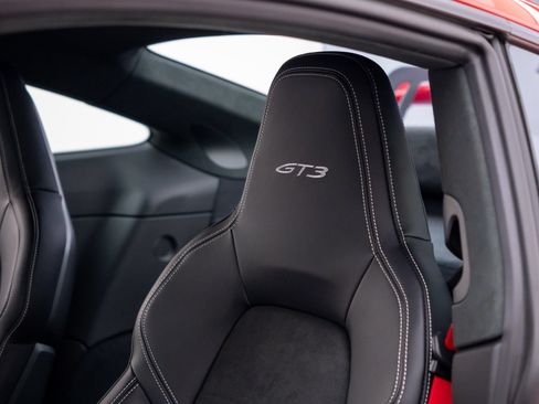 Certified 2026 Porsche 911 GT3 RWD image 18
