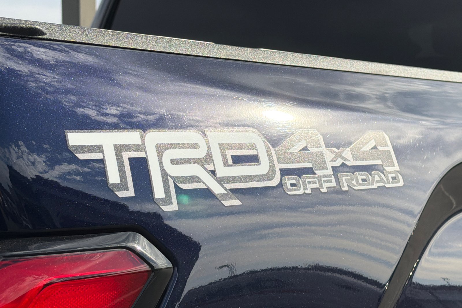 Used 2024 Toyota Tundra SR5 w/ TRD Off-Road Package AWD/4WD image 39