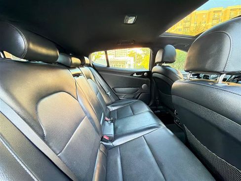 Used 2020 Kia Stinger GT-Line w/ Sun & Sound Package RWD image 28