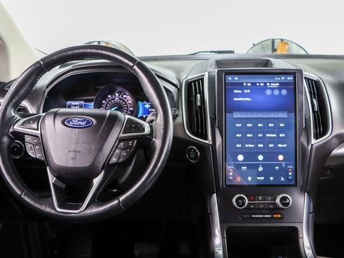 Used 2023 Ford Edge Titanium image 17