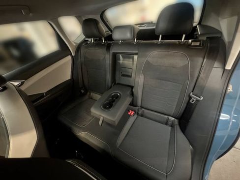 Certified 2025 Volkswagen Taos SE AWD/4WD image 24