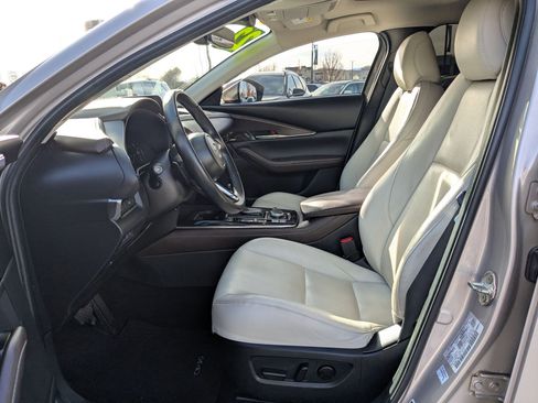 Used 2022 MAZDA CX-30 AWD 2.5 S w/ Premium Package image 26