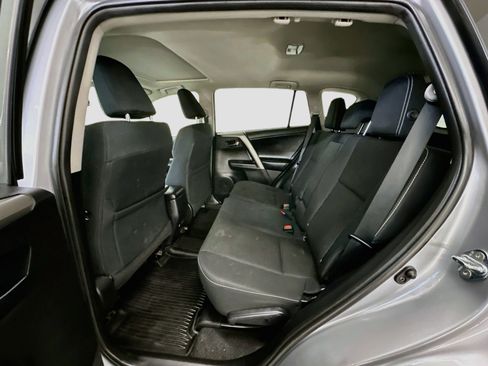 Used 2018 Toyota RAV4 XLE w/ Plus Extra Value Package AWD/4WD image 29