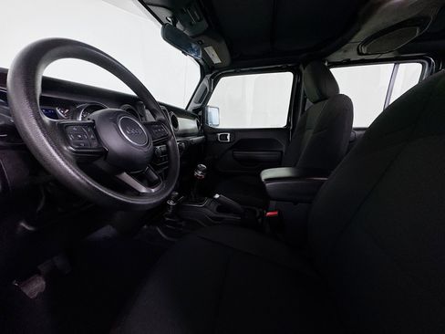 Used 2022 Jeep Gladiator Sport image 21