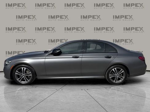 Used 2021 Mercedes-Benz E 350 4MATIC Sedan image 2