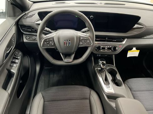 Used 2024 Buick Envista Preferred w/ Convenience I Package FWD image 19