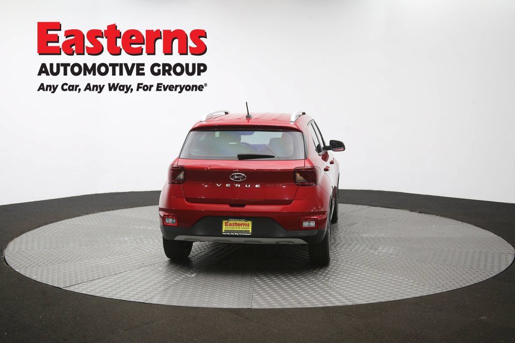 Used 2023 Hyundai Venue Limited FWD image 37