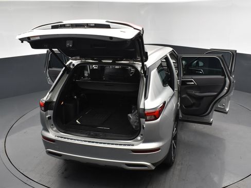 Used 2023 Mitsubishi Outlander SE image 26