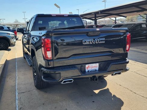 New 2026 GMC Sierra 1500 Elevation w/ LPO, Elevation Black Package AWD/4WD image 6