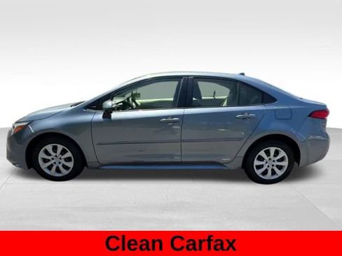 Used 2023 Toyota Corolla LE AWD/4WD image 3