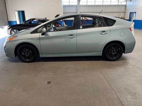 Used 2015 Toyota Prius Three FWD image 6