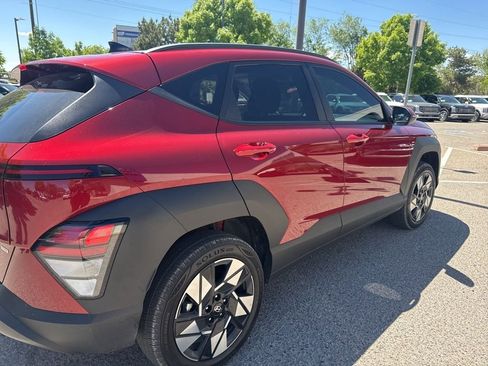 Used 2025 Hyundai Kona SEL AWD/4WD image 5