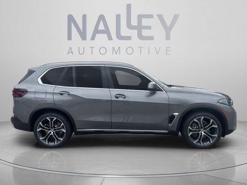 Used 2026 BMW X5 xDrive40i w/ Premium Package AWD/4WD image 4