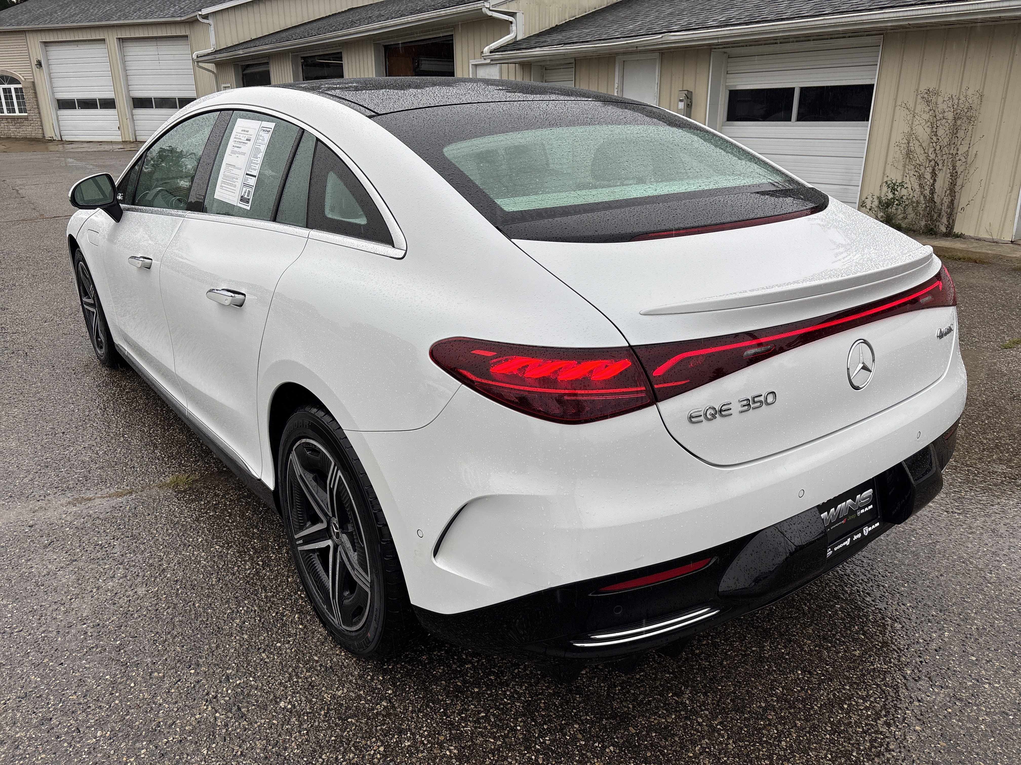 Used 2023 Mercedes-Benz EQE 350+ 4MATIC Sedan w/ Exclusive Trim Package image 9
