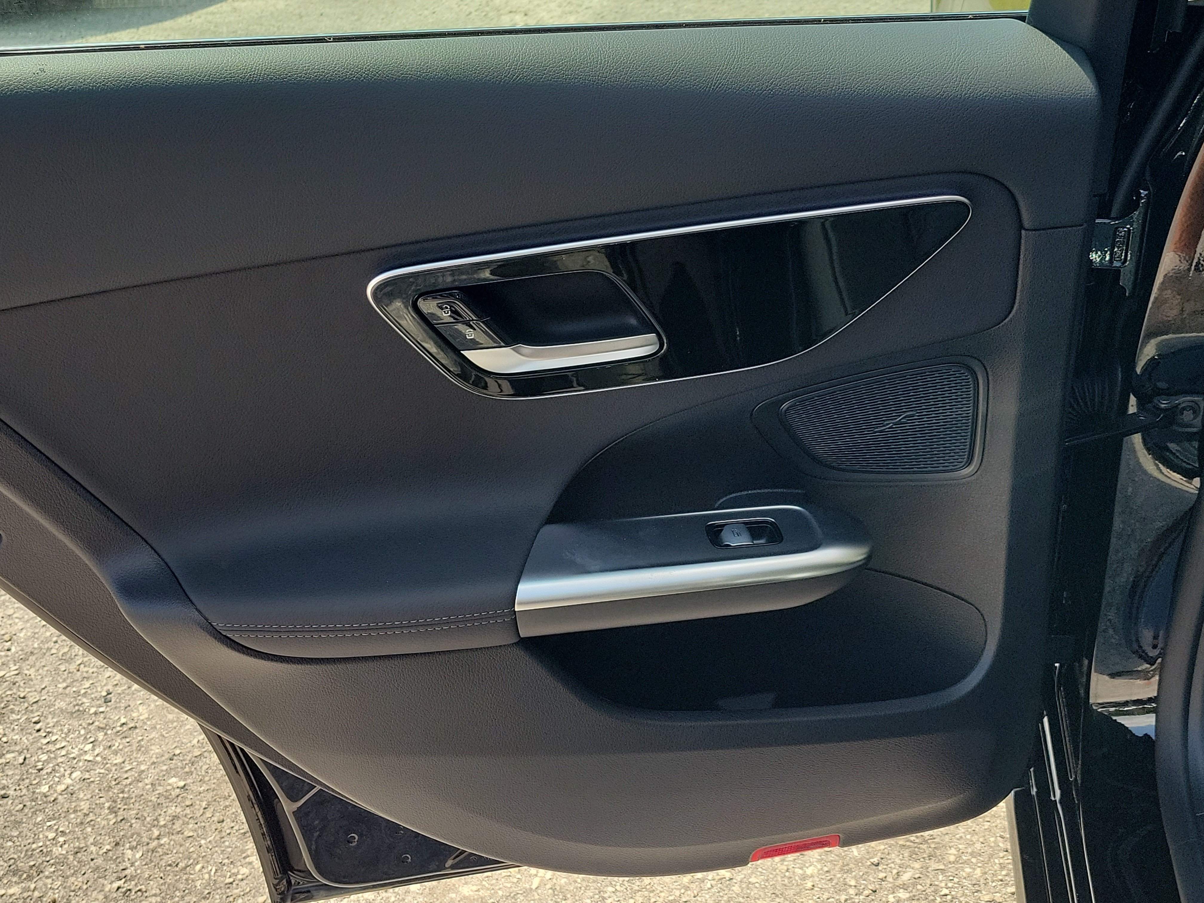 Certified 2026 Mercedes-Benz C 300 4MATIC Sedan image 41