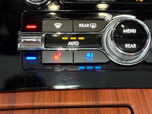 Used 2024 Lincoln Navigator Reserve w/ Equipment Group 201A AWD/4WD image 34