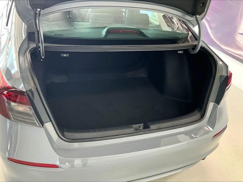 Used 2025 Honda Civic Sport image 17