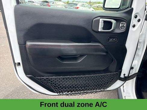 Used 2018 Jeep Wrangler Unlimited Rubicon AWD/4WD image 12