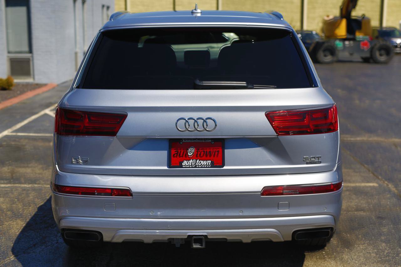 Used 2018 Audi Q7 3.0T Prestige AWD/4WD image 18
