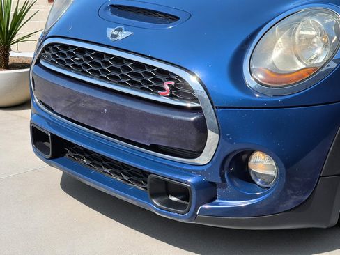 Used 2016 MINI Cooper S image 8