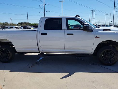 New 2026 RAM 2500 Tradesman AWD/4WD image 9