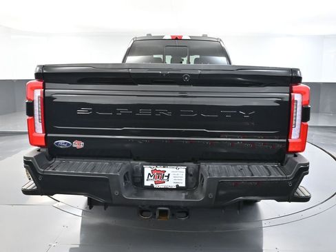 Used 2025 Ford F250 Platinum image 7