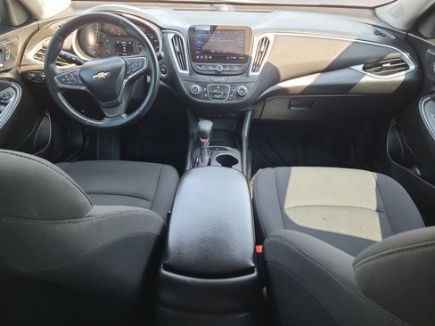 Used 2023 Chevrolet Malibu RS w/ LPO, Floor Liner Package FWD image 10