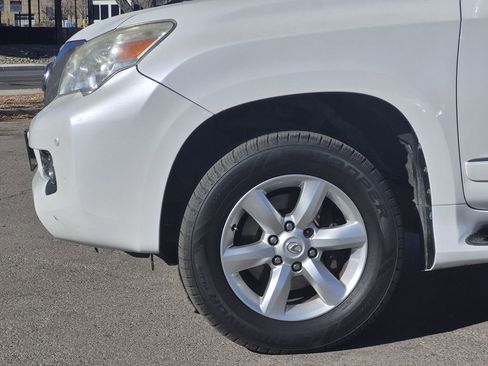 Used 2013 Lexus GX 460 Base image 6