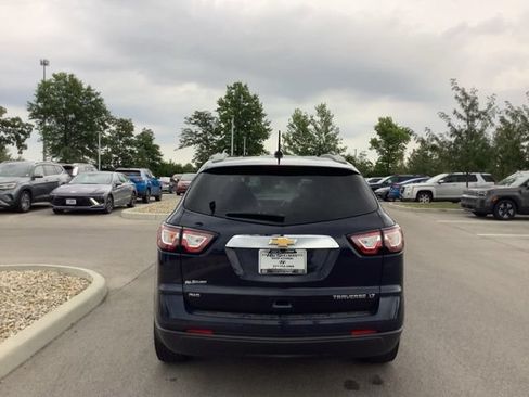 Used 2016 Chevrolet Traverse LT w/ Style and Technology Package AWD/4WD image 4