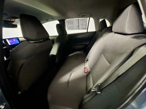 Used 2024 Toyota Corolla Cross LE FWD image 28