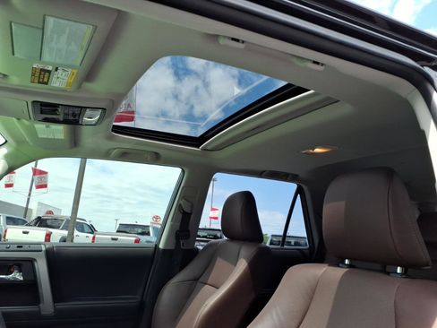 Used 2022 Toyota 4Runner Limited AWD/4WD image 14