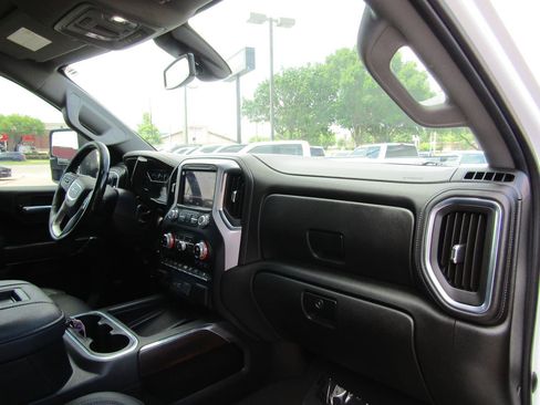 Used 2021 GMC Sierra 3500 SLT w/ SLT Premium Package AWD/4WD image 11